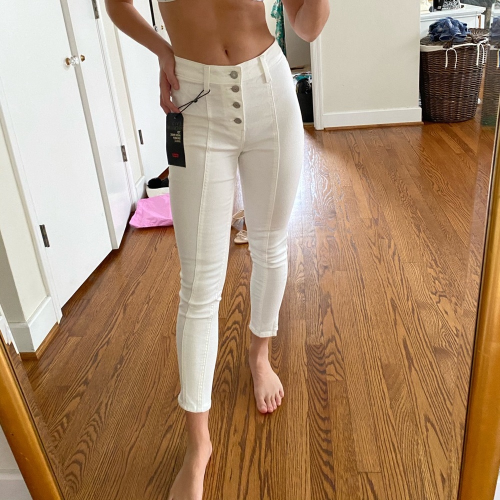 Levi’s high rise skinny jeans